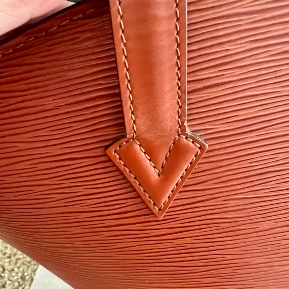 Louis Vuitton Epi Saint Jacques Tote - Picture 5 of 17